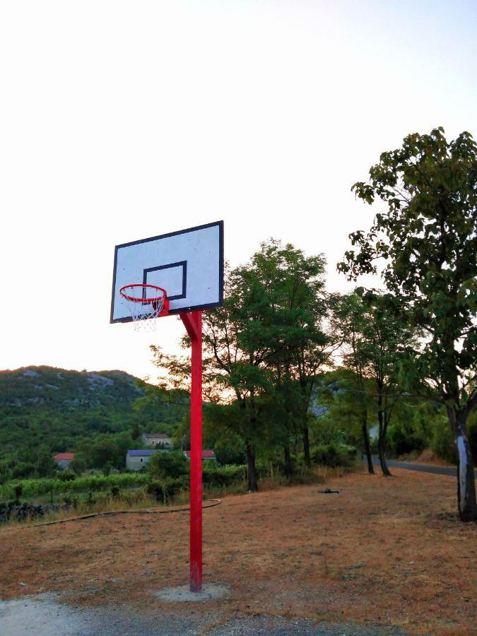 Country House "Lipa" Komarno Virpazar Exterior photo